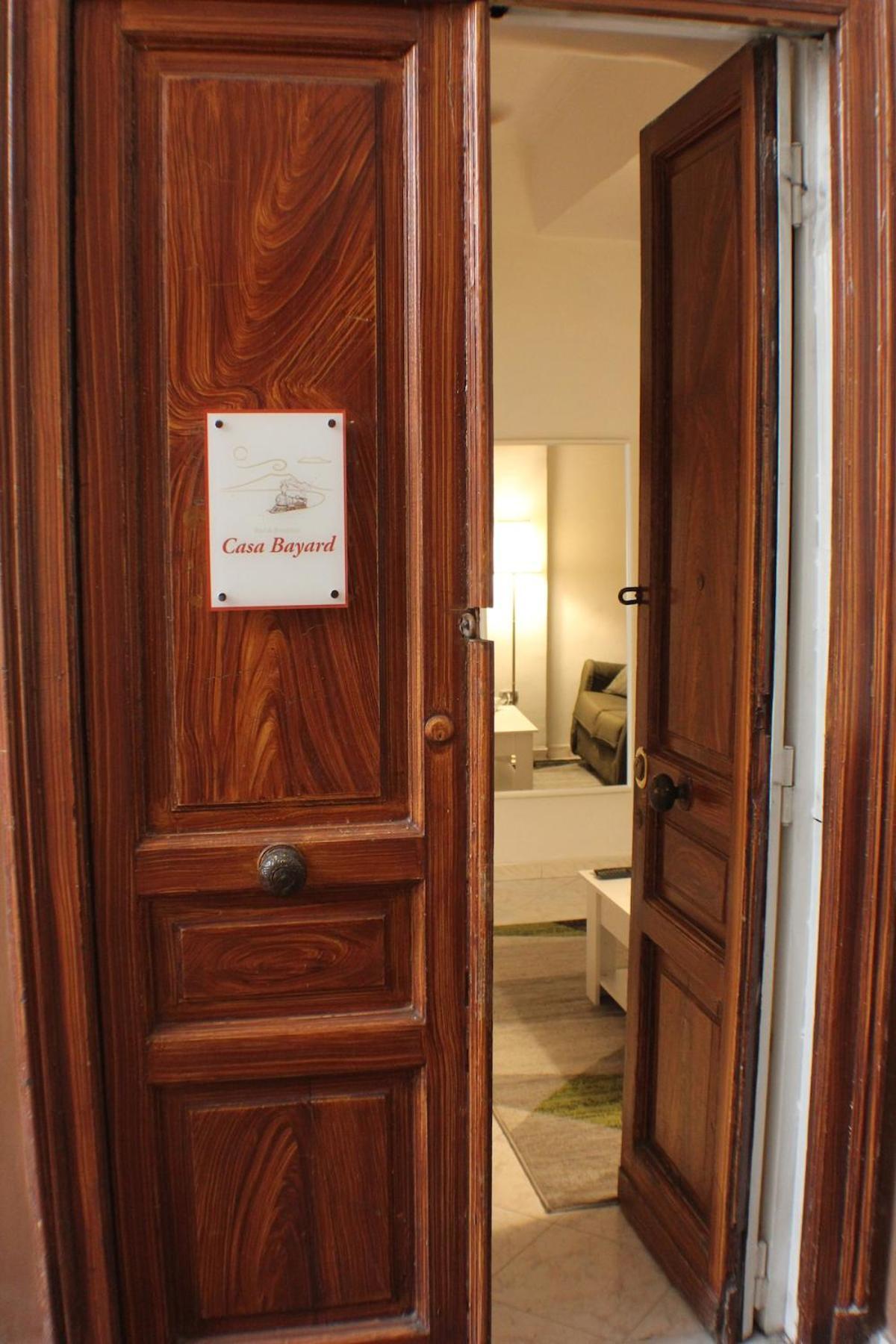 Casa Bayard-your Neapolitan Appartamento